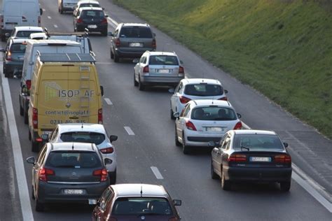 Accident sur la rocade de Rennes trois véhicules impliqués et 6 km de