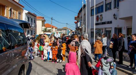 Desfile De Carnaval Das Escolas Lourinh E Atalaia