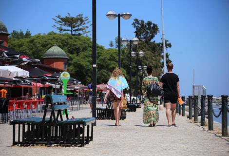 Olhão Faro axe conduit monte dans le taux d occupation des hôtels