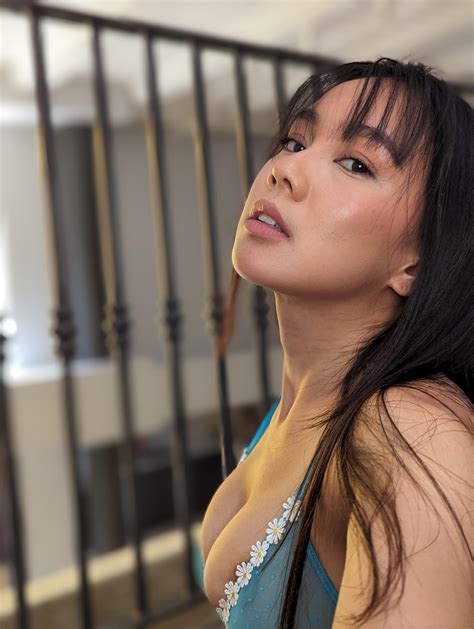 Your little Asian slut is on her knees waiting for you x : r/AsiansOnlyFans