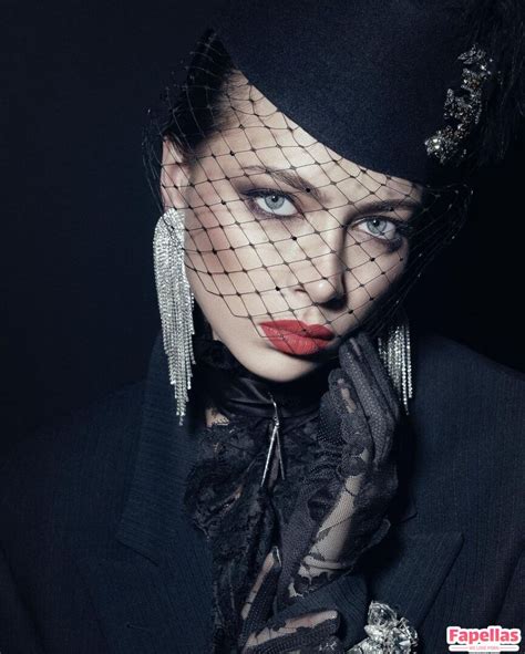 Nastasya Samburskaya Aka Samburskaya Nude Leaks Fapellas