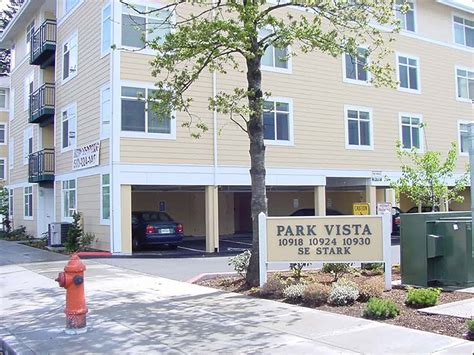 Park Vista Apartments Apartments in Portland, OR 97216 | Market Apartments