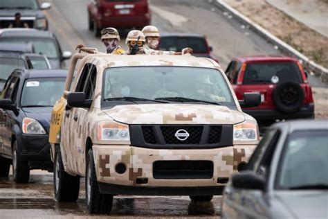 Guardia Nacional Y Sedena Custodian A Hermano De El Mencho Esperan