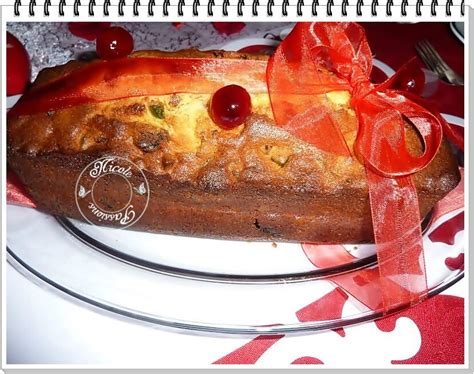 Un Cake Orange Fruits Confits Rhum Raisins Secs Et Bigarreaux