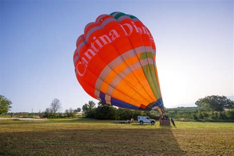 Ballooning Basics Flying A Hot Air Balloon Balloon Adventures Italy