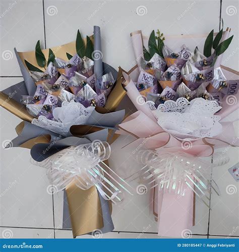 Money Hand Bouquet or Money Bouquet Gift Surprised Stock Image - Image