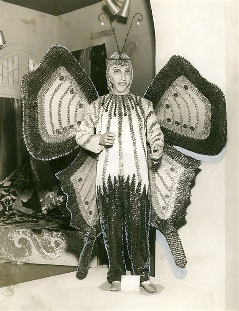 13 vintage Mardi Gras costumes that will haunt your dreams - mardigras.com