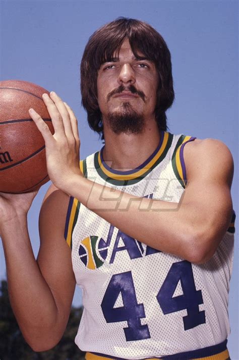 32 best "Pistol Pete" Maravich images on Pinterest | Pistol pete, Lsu ...