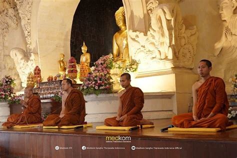 Pattid Na Upacara Pelimpahan Jasa Kepada Leluhur Sangha Theravada