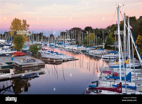 Bronte Harbour Hi Res Stock Photography And Images Alamy