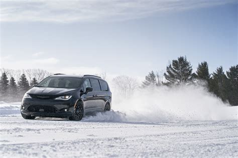 2020 Chrysler Pacifica All Wheel Drive Launch Edition At Dealers Video