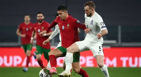 Gol Contra Garante Vit Ria De Portugal Sobre Azerbaij O Pelas Eliminat Rias