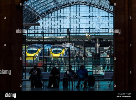 eurostar terminal st pancras international station  res stock