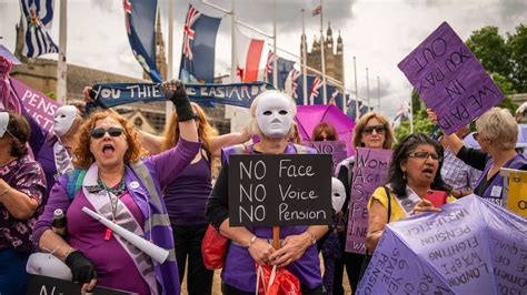 WASPI petition hits 150,000 as campaigners demand Tory ministers stop ...