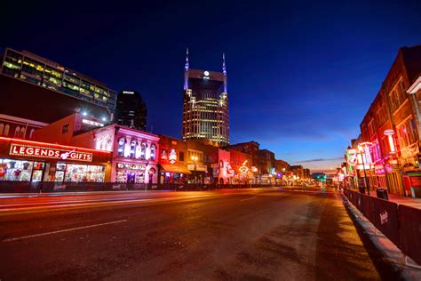 Broadway in downtown Nashville - Sharefax Credit Union