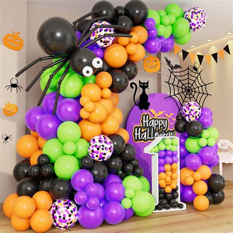 Create A Spooktacular Halloween With This 138 Piece Balloon Garland