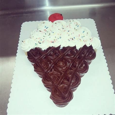 Cupcakes In Shape Of An Icecream Cone Absolutly Ice Cream Cone