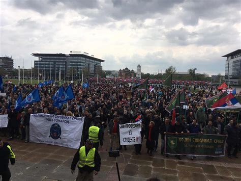 Birn Srbija On Twitter Gra Ani Stigli Do Palate Srbija Protest