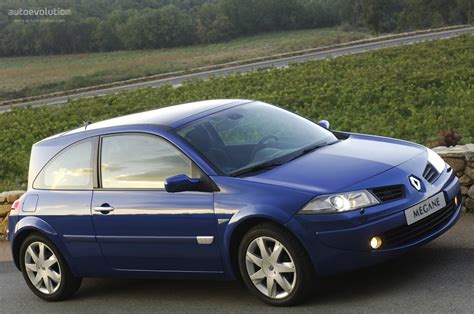 Renault Megane II 2002 - 2006 Hatchback 3 door :: OUTSTANDING CARS