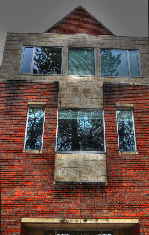 Thom Zehrfeld Photography : Reed College In HDR