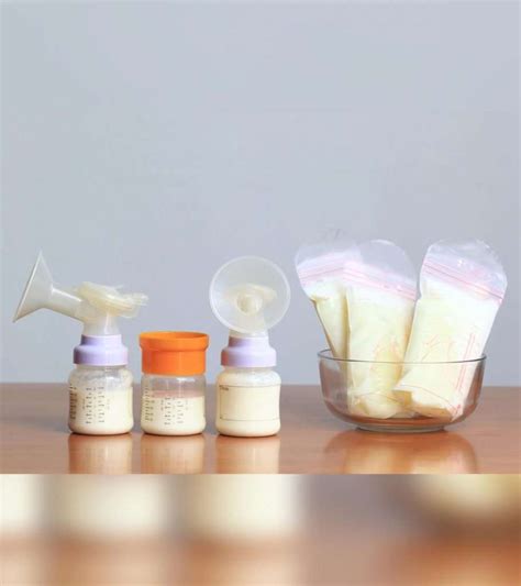 Color Of Breast Milk And How It Changes Babysetgo