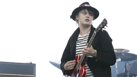 Pete Doherty é preso pela segunda vez em 48 horas