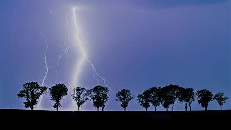 Gewitter mit Starkregen schweren Sturmböen und Hagel wetter de