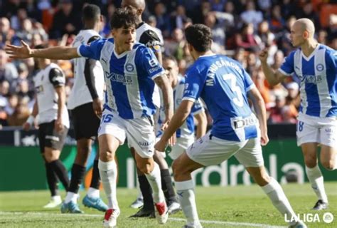 Carlos Martín vuelve a entrenar con el grupo Biwenger y Comunio