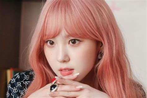 10 Female K Pop Idols Who Look Impossibly Good In Pink Hair Soompi