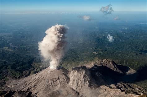 Active Volcano in Guatemala Surveyed Using a DJI Drone - Flykit Blog