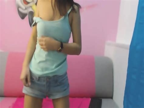 Shy Asian Babe Sexy Cam Stripping Live