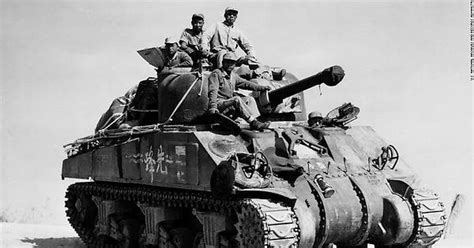 Chinese M4a4 Sherman 1st Provisional Tank Group Burma Road 1945 R