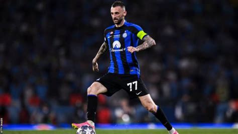 Marcelo Brozovic Inter Milan S Croatian Midfielder Joins Saudi Side Al