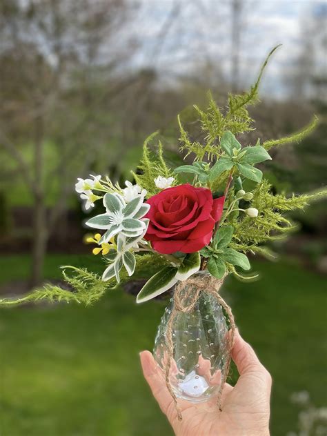 Red Rose Arrangement In Small Glass Vase Silk Flower Etsy Floral Arrangements Diy Red Rose