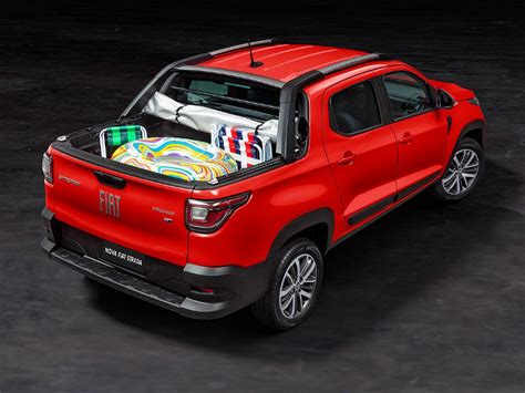 Fiat Strada CVT automática picape é uma ótima alternativa a hatches e