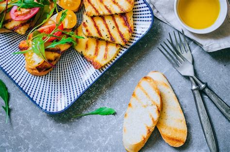 Premium Photo Bruschetta With Cherry Tomato Salad With Grilled