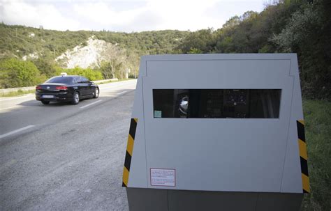 Lille Les Radars Serial Flasheurs Font Des Victimes Le Long Du