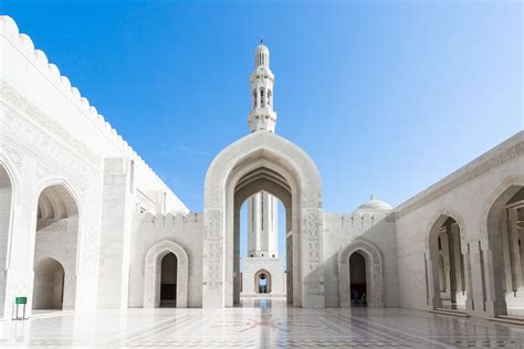 10 of the most beautiful mosques around the world