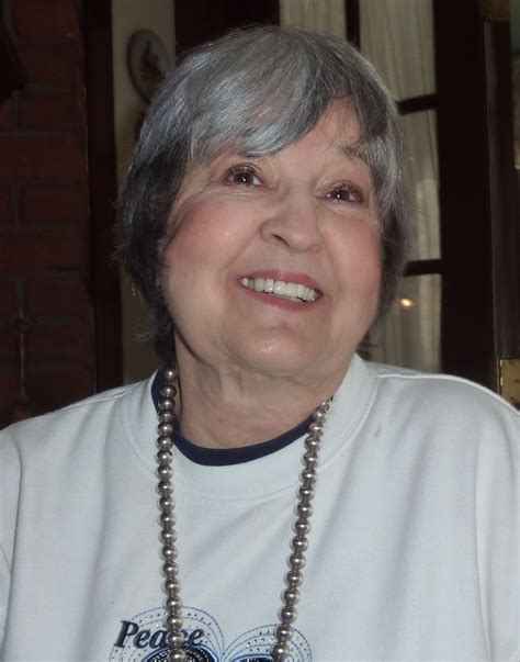 Finding Comfort in Times of Grief: Four Oaks Funeral Home Huntsville 10