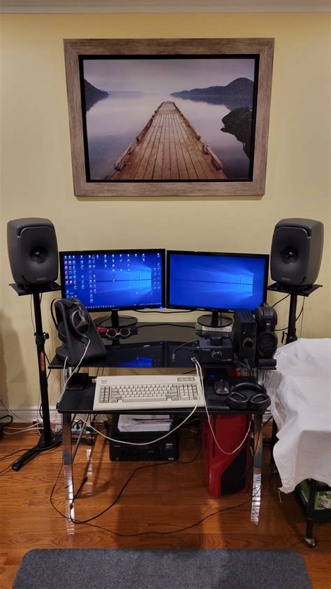 Vertical acoustic panels right next to speakers in near-field setup in ...