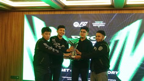 Sukses Juara Ea Sports Fc Pro Mobile Festival Komunitas Fc Mobile