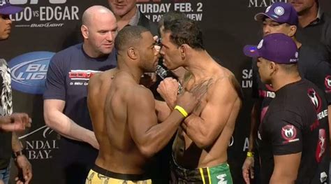 muita tensão lutadores se pesam em pesagem oficial do UFC 156 em