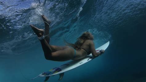 Fondos De Pantalla Deportes Mujer Rubia Mar Pescado Bikini