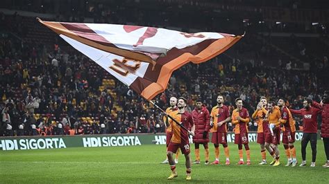 Galatasaray ın SIXT ile sponsorluk anlaşması devam edecek