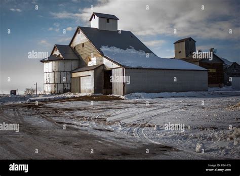 Silo And Barn Hi Res Stock Photography And Images Alamy