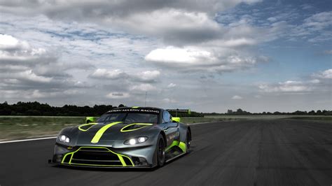 Aston Martin Vantage Gt And Gt Customer Race Cars Revealed