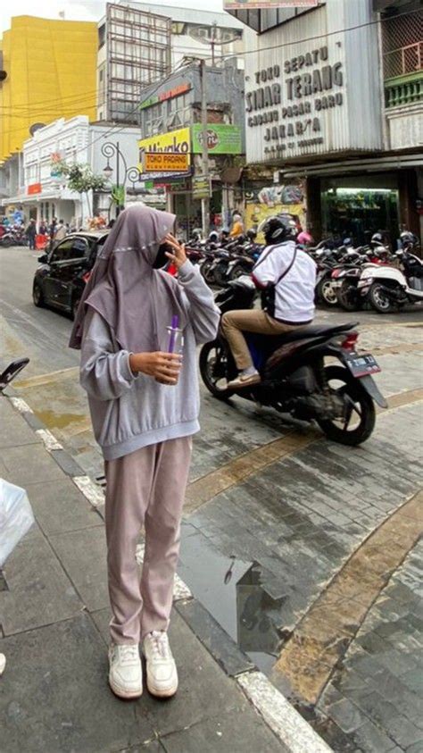 Pin Oleh Kinaryanti Kinaryanti Di Ootd Hijab Pakaian Bisnis Pakaian