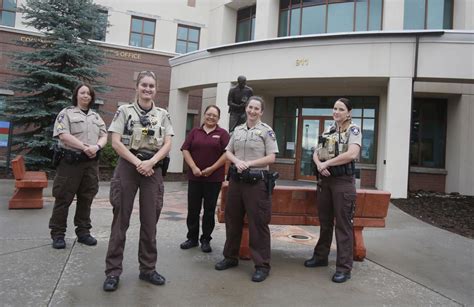 Flagstaff Area Female Law Enforcement Officers Face High Hurdles News