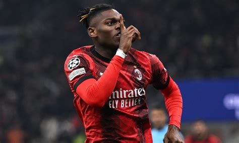 Compleanno Milan Anche Leao Fa Gli Auguri Al Diavolo Foto