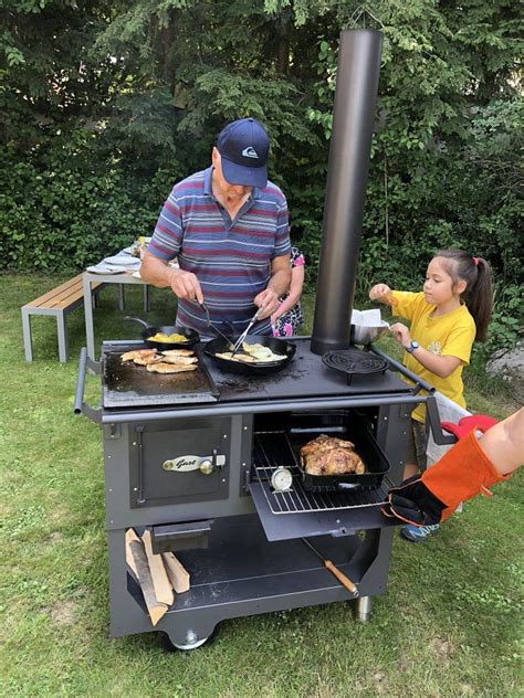 Outdoor cooking Draussen kochen Gast co at Outdoor grill küche